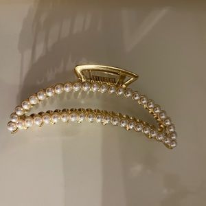 Cute Hair Clip! ✨😊